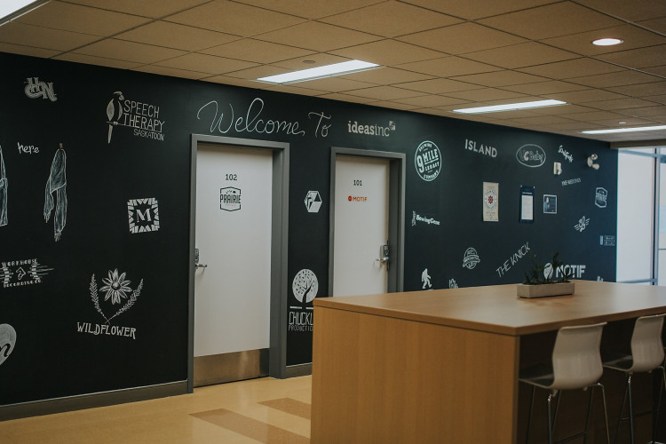 Ideasinc Coworking - Coworking Space 